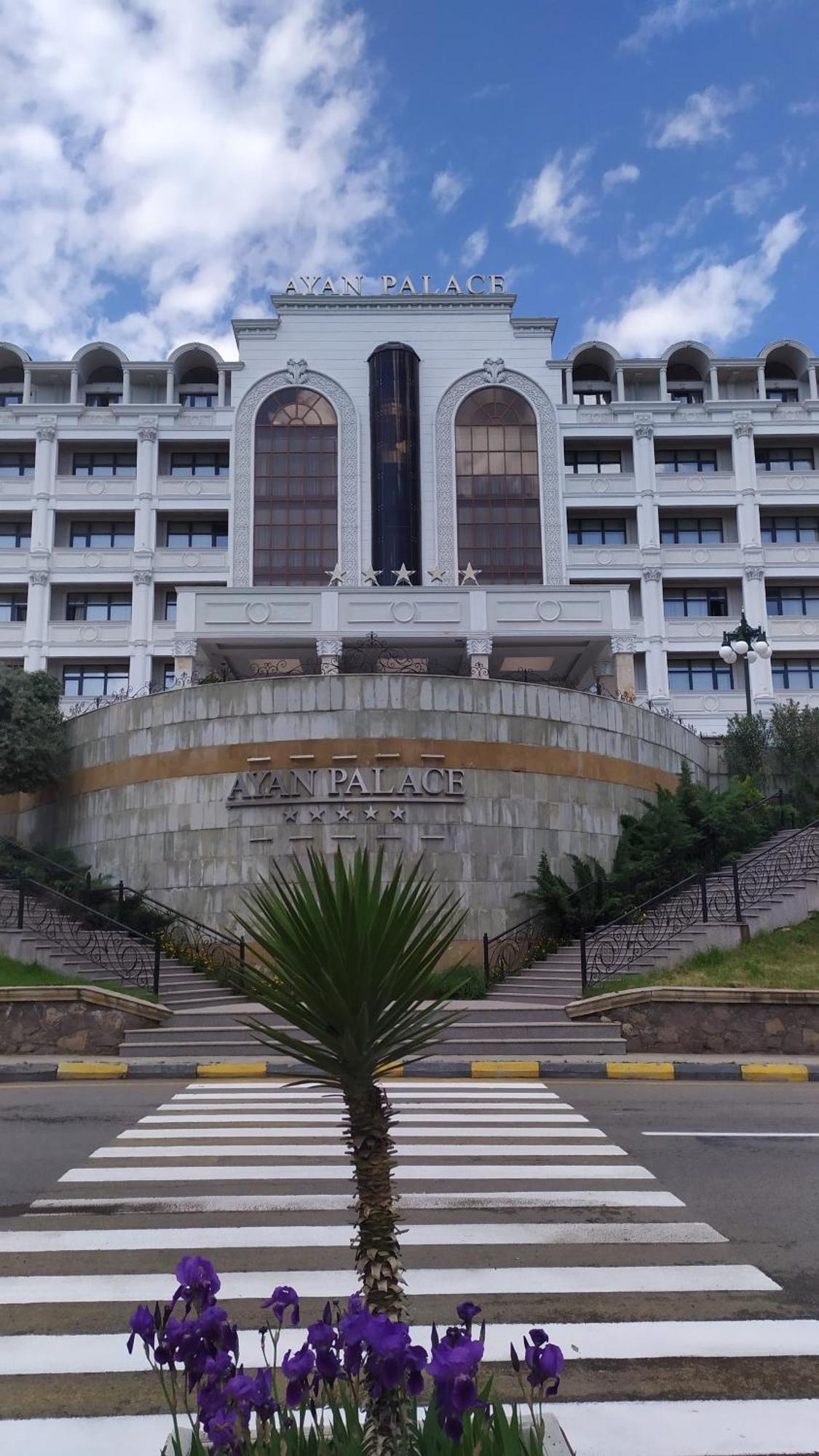 Ayan Palace Hotel Tovuz ภายนอก รูปภาพ