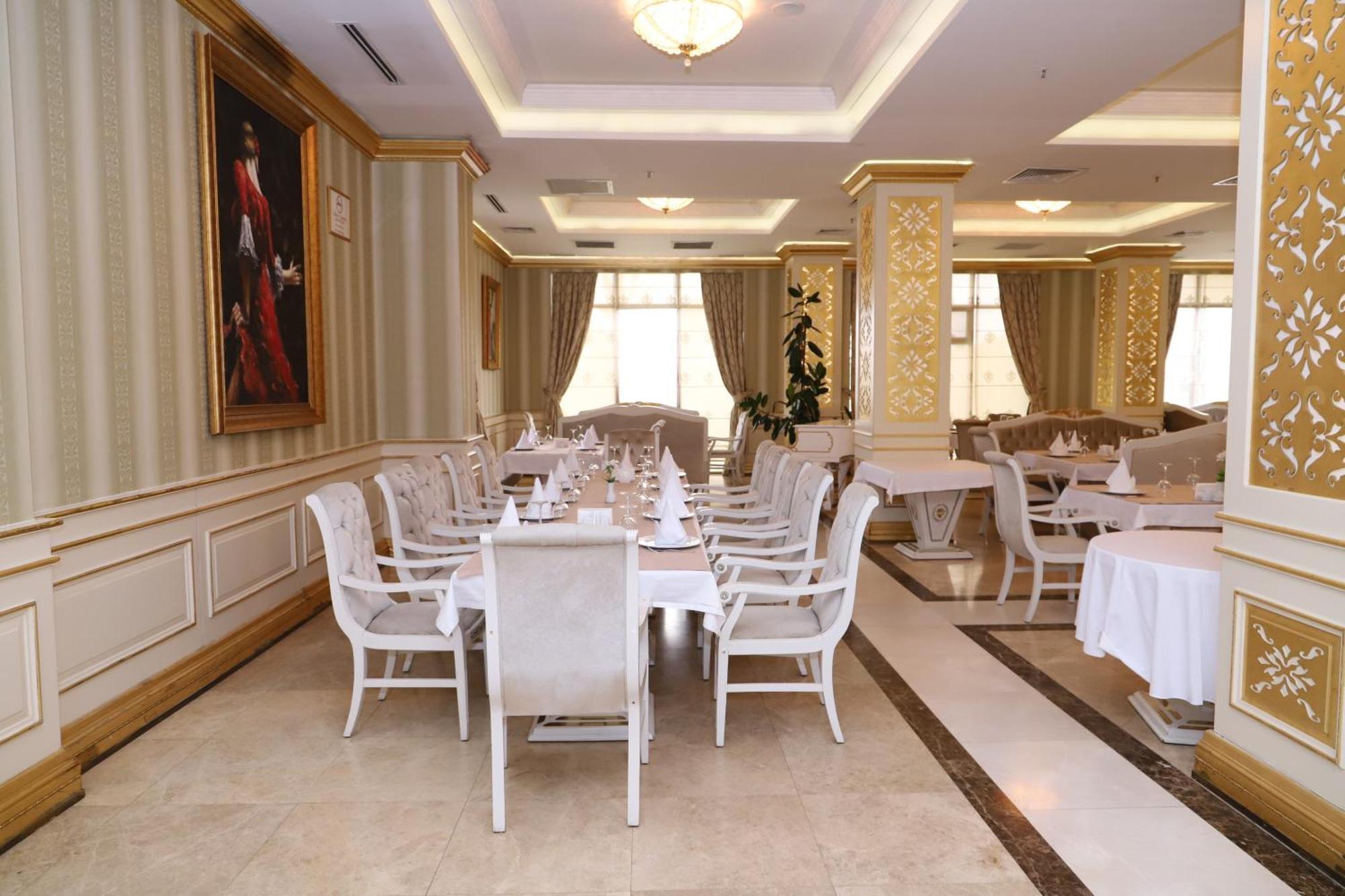 Ayan Palace Hotel Tovuz ภายนอก รูปภาพ