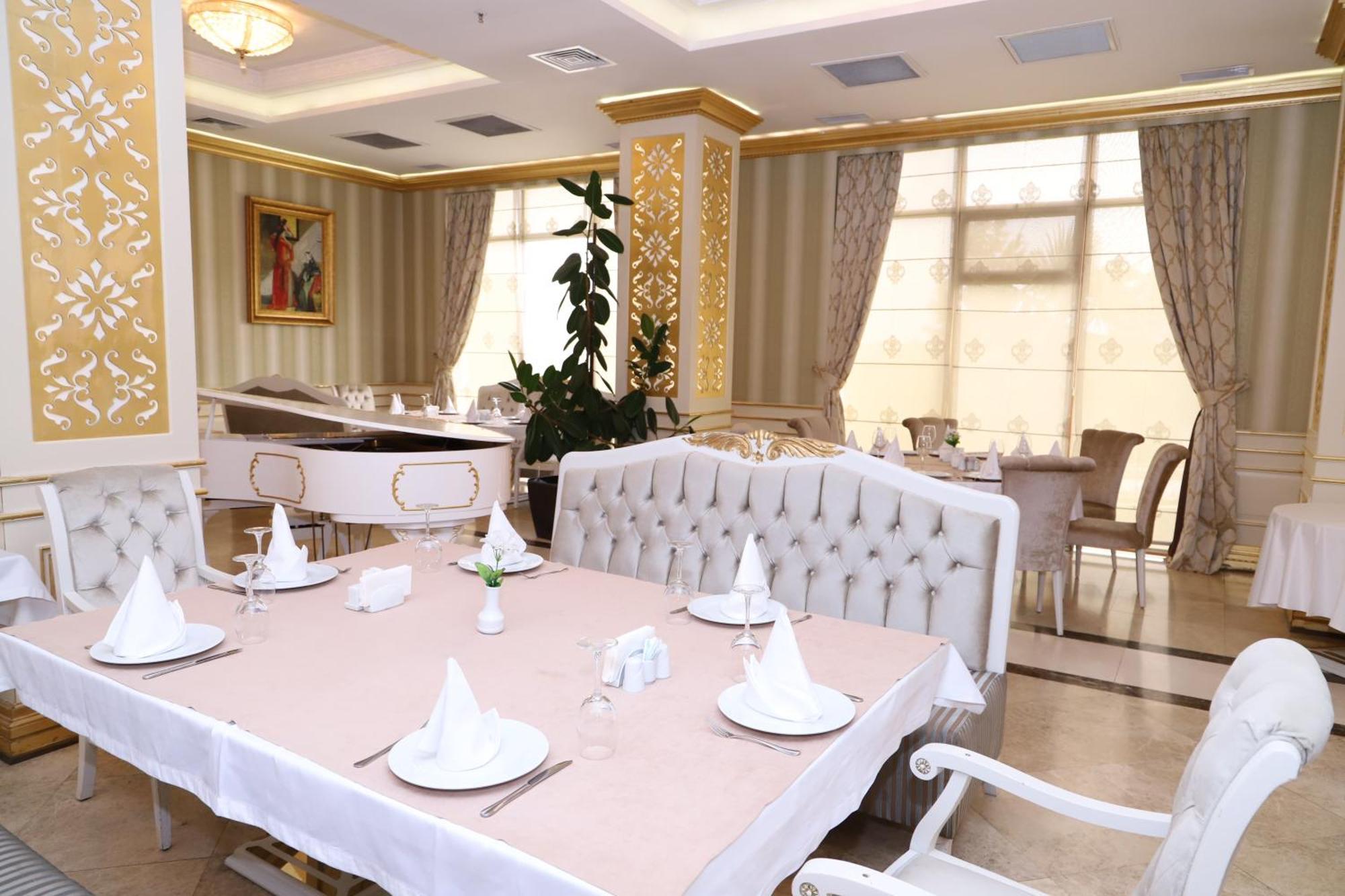 Ayan Palace Hotel Tovuz ภายนอก รูปภาพ
