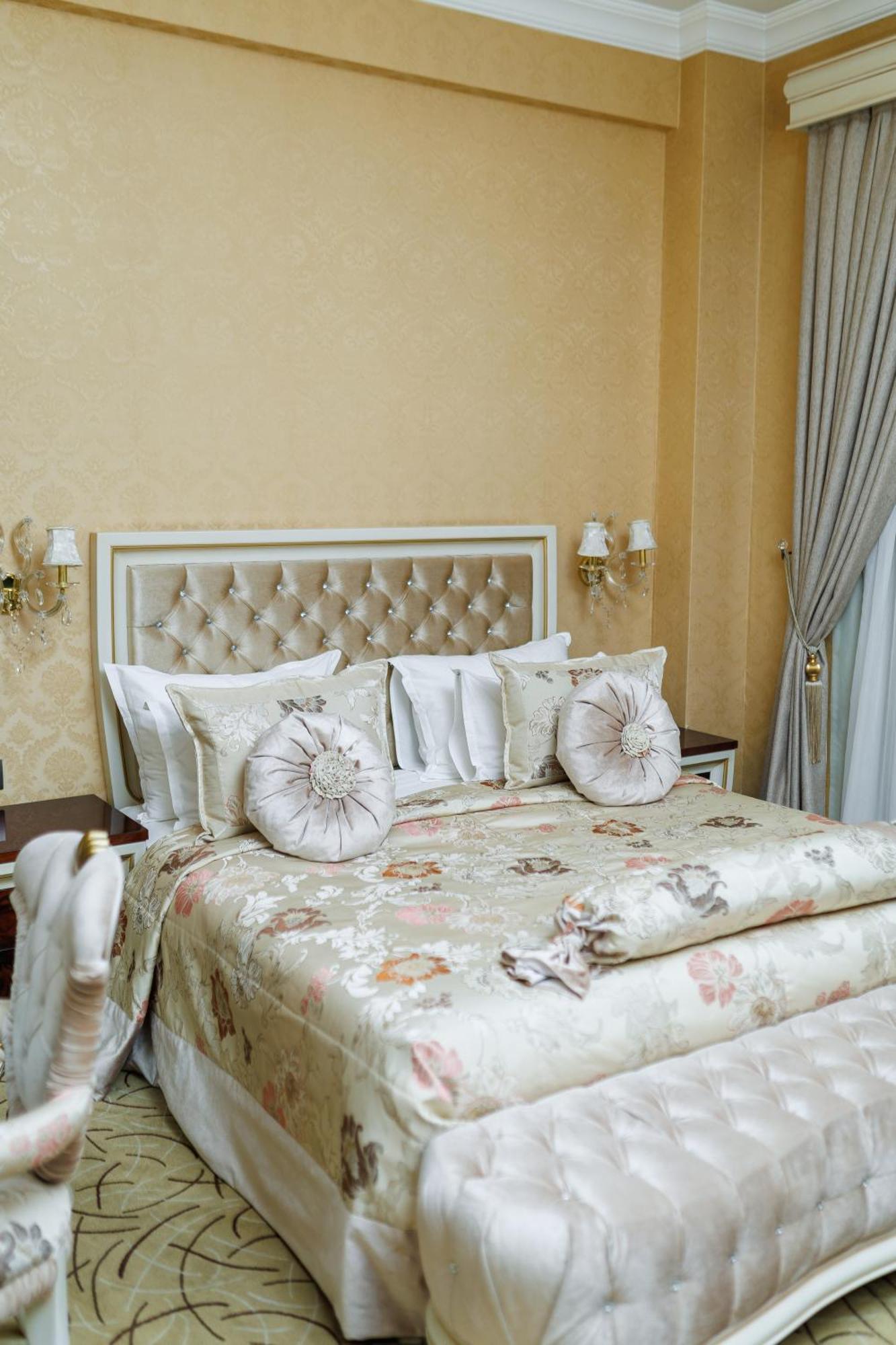 Ayan Palace Hotel Tovuz ภายนอก รูปภาพ