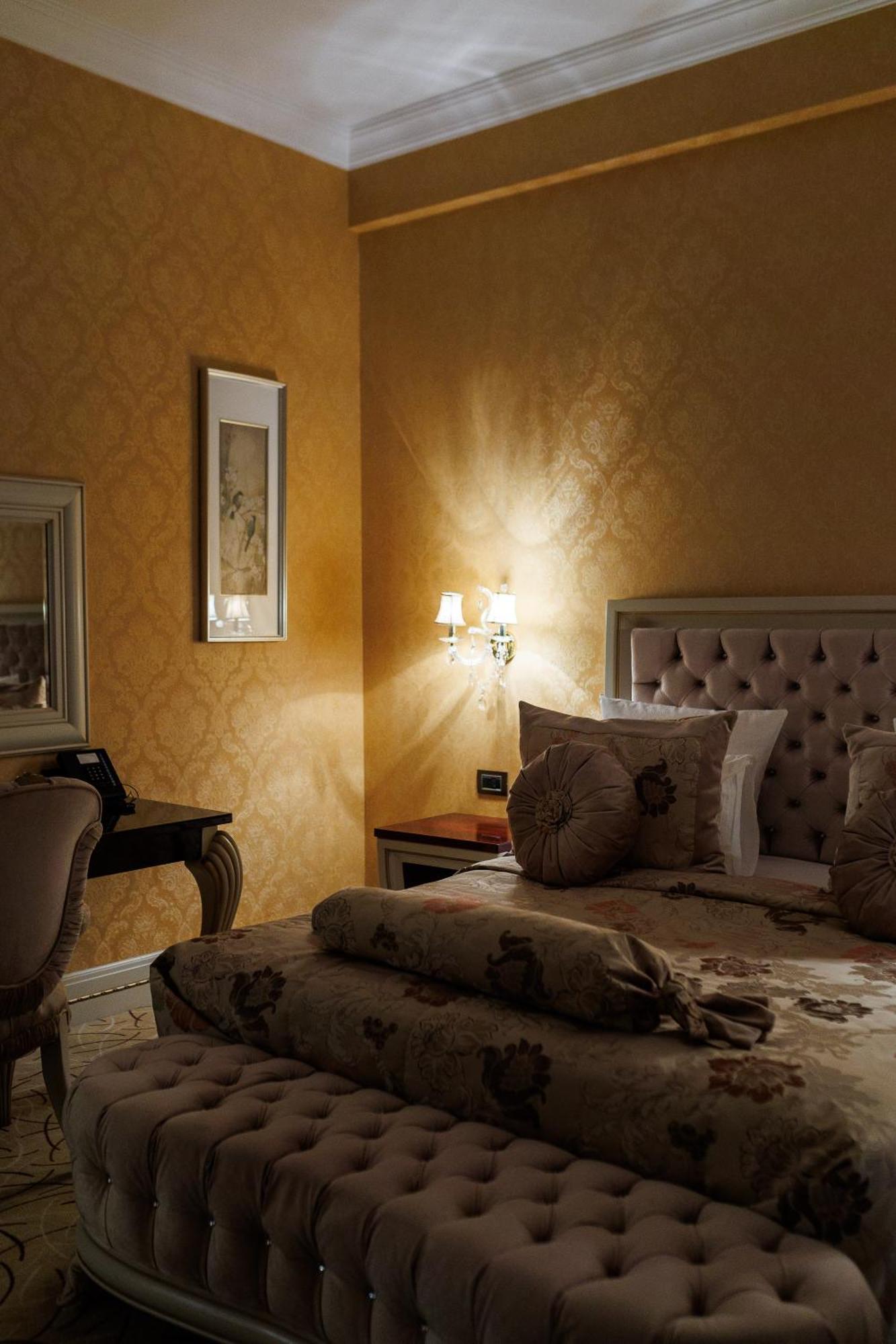 Ayan Palace Hotel Tovuz ภายนอก รูปภาพ