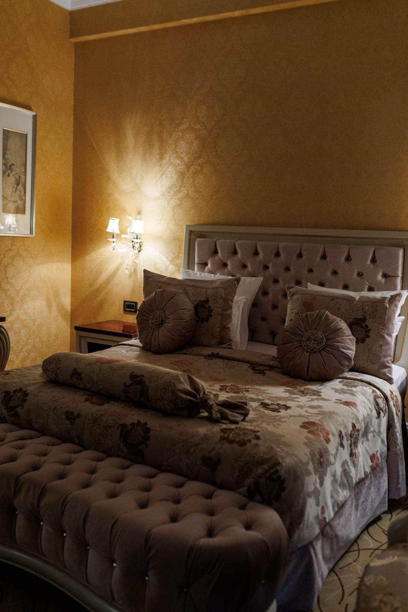 Ayan Palace Hotel Tovuz ภายนอก รูปภาพ