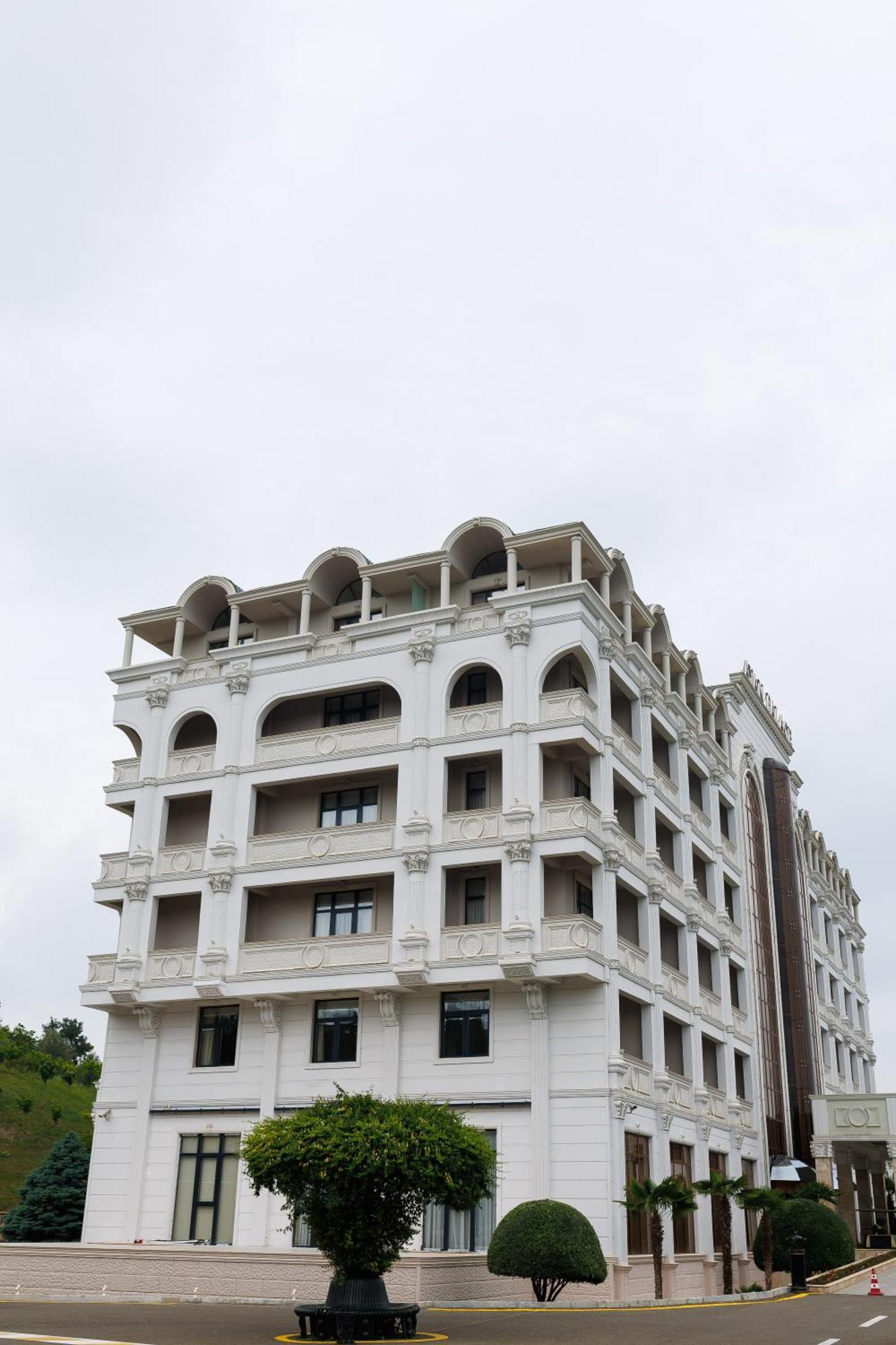Ayan Palace Hotel Tovuz ภายนอก รูปภาพ