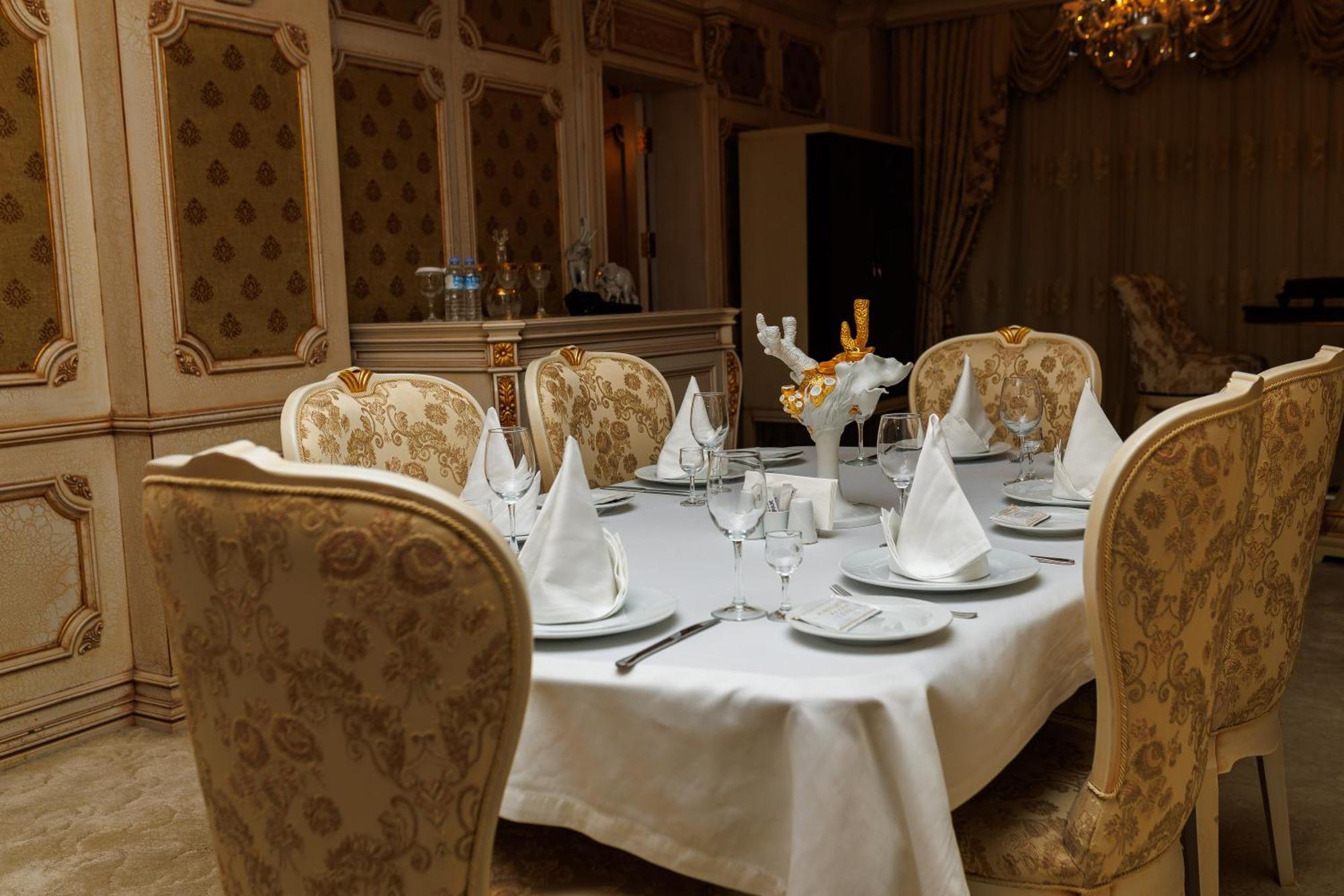 Ayan Palace Hotel Tovuz ภายนอก รูปภาพ