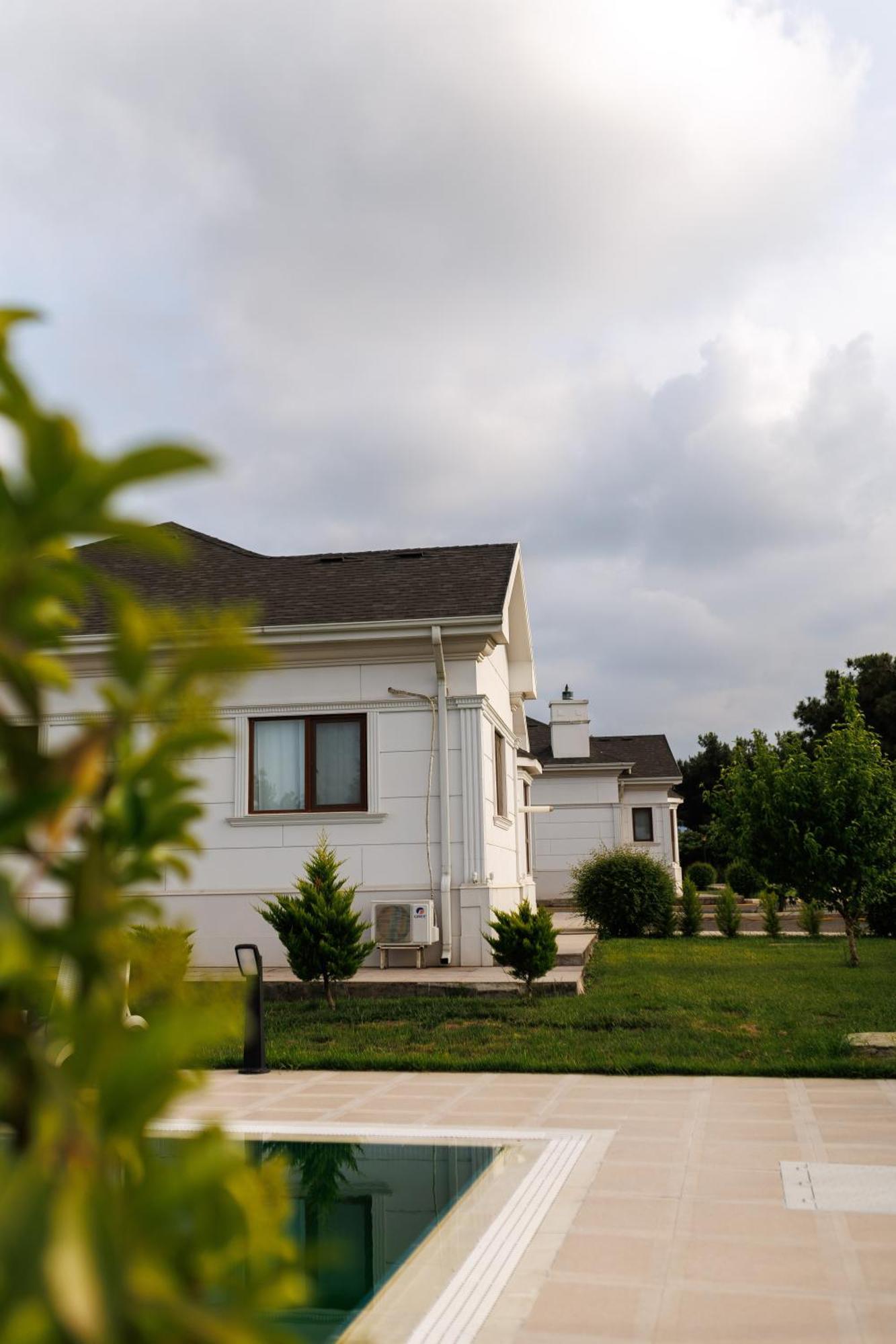 Ayan Palace Hotel Tovuz ภายนอก รูปภาพ